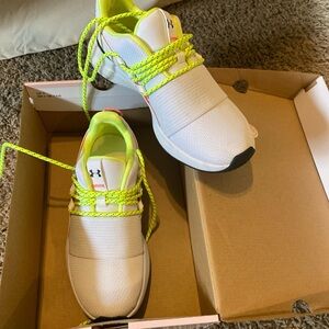 Under Armour tennis shoes